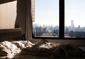 相続した空き家マンションの売却方法は？