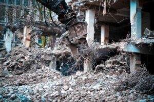 相続に関する空き家の解体相談はどこでできる？