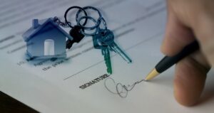 空き家買取業者の比較ポイントは何ですか？