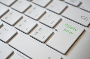 買い手を効率的に探し出すための方法は？